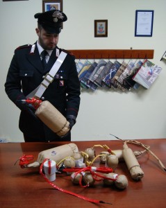 Le "bombe" sequestrate dai carabinieri