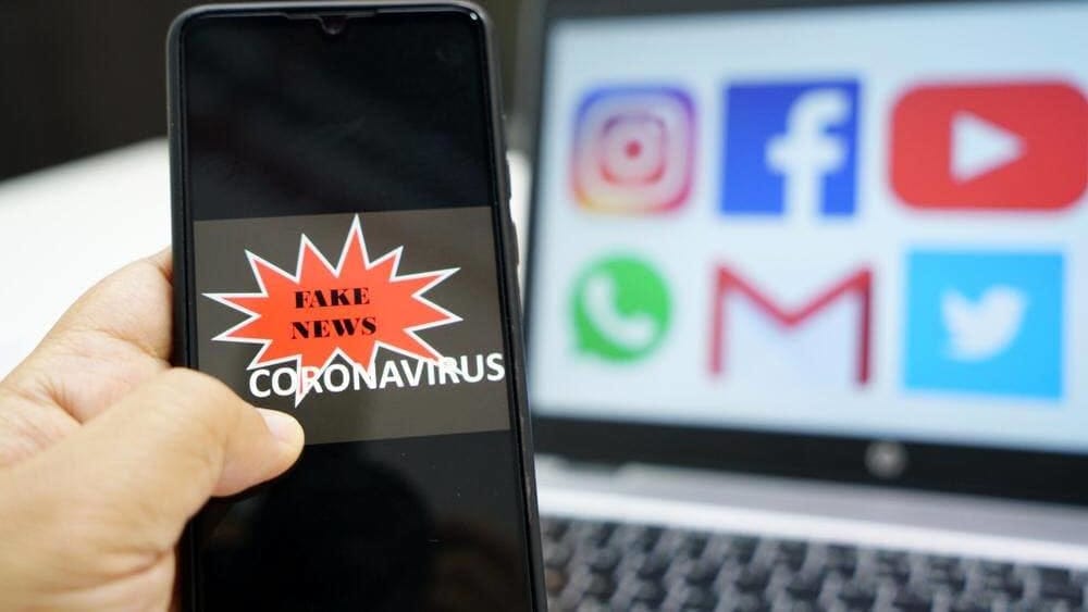 Coronavirus, false segnalazioni su Facebook: denunciati in 2 per procurato allarme